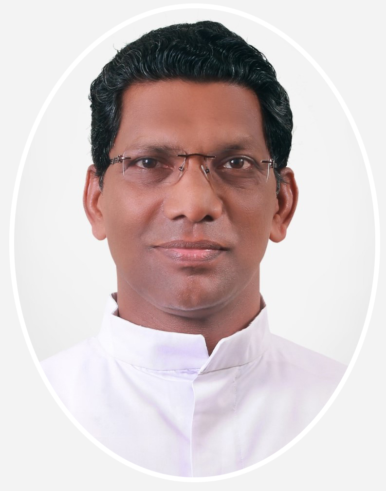 Fr. Principal 1.jpg